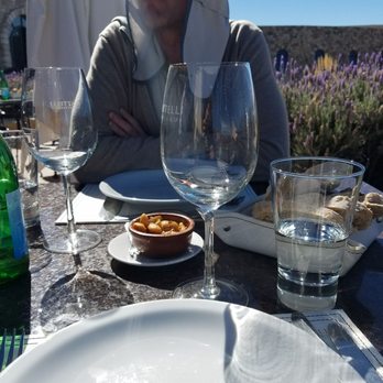 Piattelli - Bread and beans to pick at before food came.  Scrumptious! - Wineries Near Me - Cafayate, Salta, C