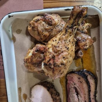 Burnt Bean- Seguin - 4 Chicken Legs, Brisket and Turkey - Barbeque Near Me - Seguin, Texas