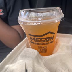 El Meson Sandwiches - Jugo de Parcha