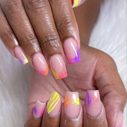 M Nails Studio - This nail salon does nails very beautifully. I really like it. It is clean and the service is very good