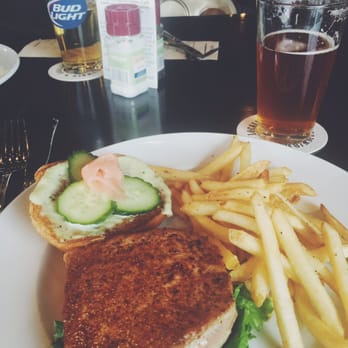 The Whiskey Kitchen - Tuna burger yesss - Gastropubs Near Me - Virginia Beach, Virginia