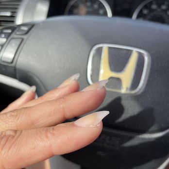Diamond Nails & Day Spa - No apex to support the nail - Nail Salons Near Me - Kissimmee, Florida Diamond Nails & Day Spa - No apex to support the nail - Nail Salons Near Me - Kissimmee, Florida