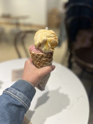Jeni's Splendid Ice Creams by null