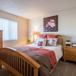 Park Knolls Apartments