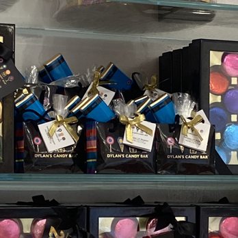 Dylan's Candy Bar - Candy - Chocolatiers & Shops Near Me - East Hampton, New York Dylan's Candy Bar - Candy - Chocolatiers & Shops Near Me - East Hampton, New York