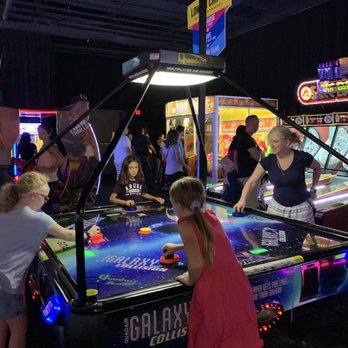 Dave & Buster's Wayne - Arcades Near Me - Wayne, New Jersey