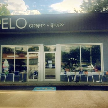 Cielo Gelato - the front of a restaurant - Ice Cream & Frozen Yogurt Near Me - Roxboro, Quebec
