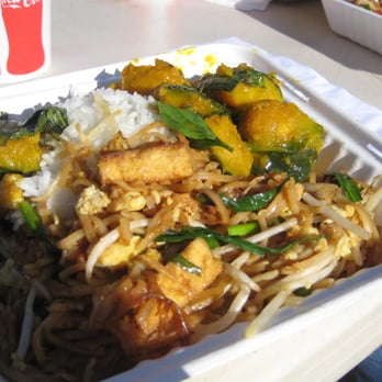 Wat Mongkolratanaram - Rice, kabocha with basil, veggie pad thai. - Thai Near Me - Berkeley, California Wat Mongkolratanaram - Rice, kabocha with basil, veggie pad thai. - Thai Near Me - Berkeley, California