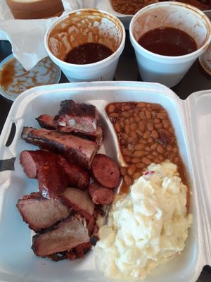 Meshack's Bar-B-Que by null