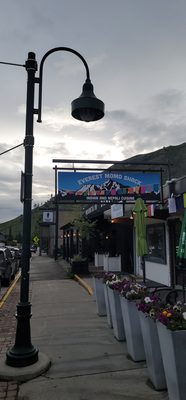 Everest Momo Shack by null