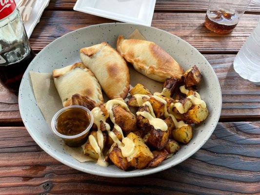 Buena Onda Empanadas | Restaurant • Catering • Events by null