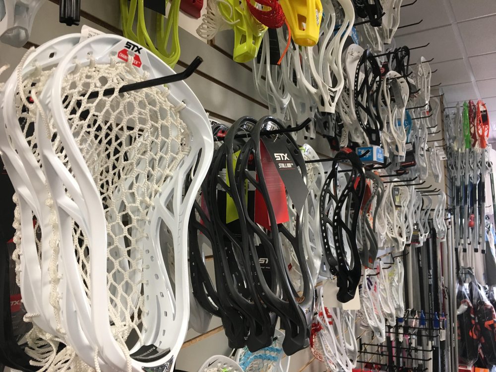 Universal Lacrosse Logo