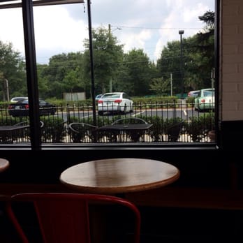 That One Spot Burger - Looking outside - Burgers Near Me - Ocoee, Florida That One Spot Burger - Looking outside - Burgers Near Me - Ocoee, Florida