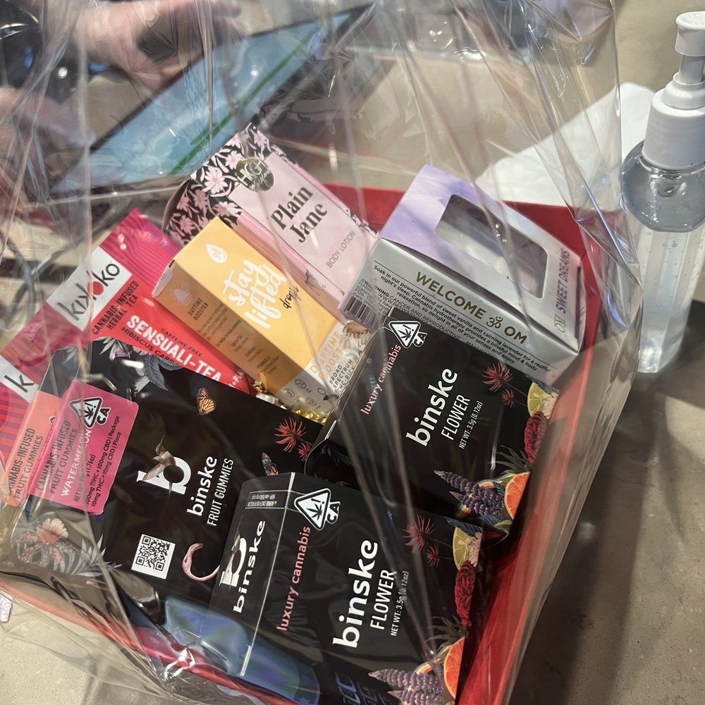 Velvet Cannabis Martinez - Valentines package. Cute idea - Cannabis Dispensaries Near Me - Martinez, California Velvet Cannabis Martinez - Valentines package. Cute idea - Cannabis Dispensaries Near Me - Martinez, California