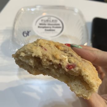 Fueled Fresh Kitchen - White chocolate cranberry cookie - Salad Near Me - Draper, Utah