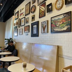 Dynamo Coffee Roasting - Inside