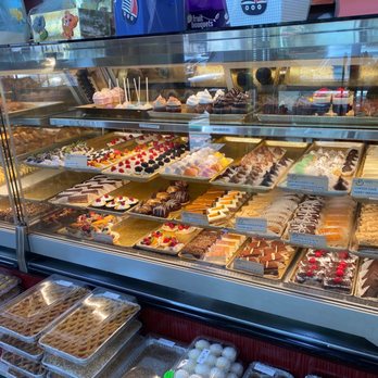 Masis Bakery - Fresh pastries. Many varieties - Bakeries Near Me - Burbank, California