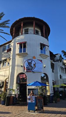 Bruno's Bar & Grille LLC by null