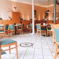 Müller's Cafe - Inside