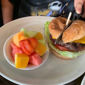 Foxy's Restaurant - American Cheese Burger - Diners Near Me - Glendale, California