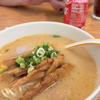 Walala Hand-Pulled Noodles - Tonkotsu Ramen with Hand-Pulled Noodles (PORK) 秘制叉烧肉浓汤拉面 - Noodles Near Me - Orlando, Florida