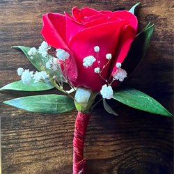 Pilot Mountain Flower Shop - Boutonnière