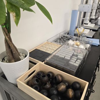Sonni DIY Perfume Making - Perfume Near Me - Newport Beach, California Sonni DIY Perfume Making - Perfume Near Me - Newport Beach, California