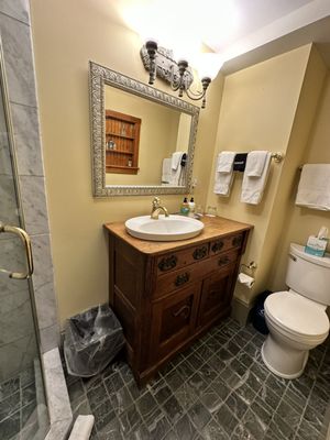 The Village Inn Of Woodstock by null