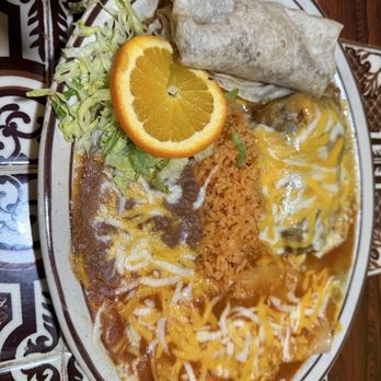 Toños Restaurant - Combo with Chile relleno, cheese enchilada and beef burrito - Mexican Near Me - Buellton, California Toños Restaurant - Combo with Chile relleno, cheese enchilada and beef burrito - Mexican Near Me - Buellton, California