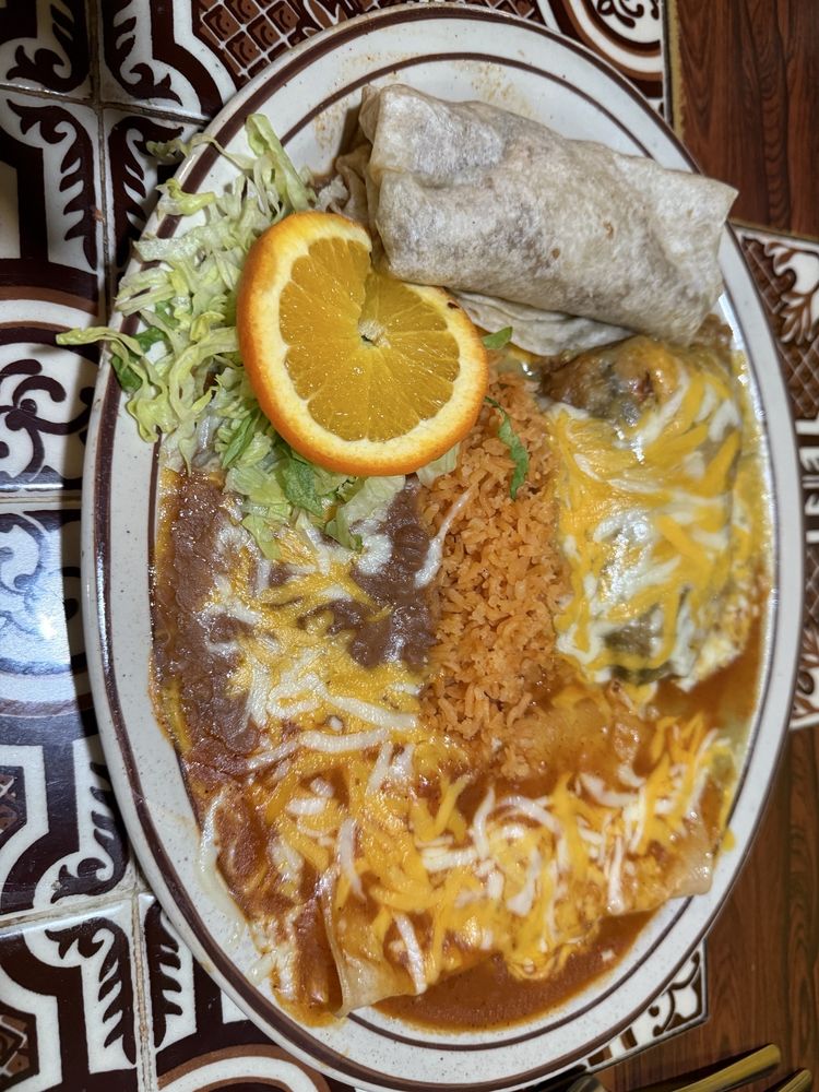 Toños Restaurant