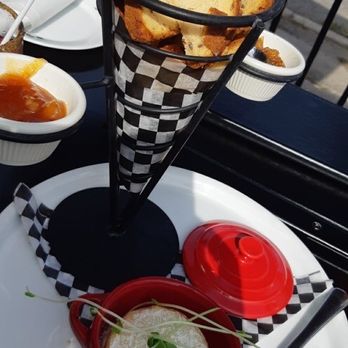 Pickles and Olives Bistro - Brie app with gluten free bread - Bistros Near Me - Port Perry, Ontario