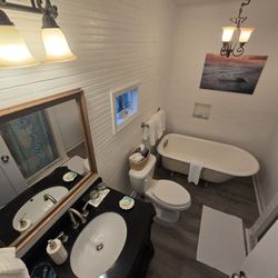 Seaglass Inn