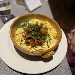 Hofbräustüberl - Kasespatzle (noodle with cheese sauce and fried onions). Vegetarian.