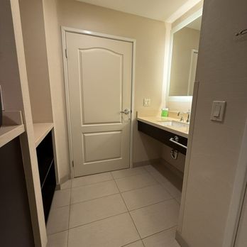 Ayres Hotel Orange - Walking in to the right is the bathroom - Hotels Near Me - Orange, California