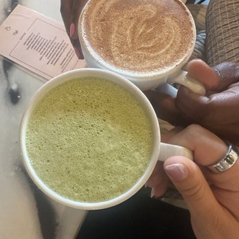 Easy Like Sunday - Vanilla matcha latte, dirty chai latte - Breakfast & Brunch Near Me - Charlotte, North Carolina Easy Like Sunday - Vanilla matcha latte, dirty chai latte - Breakfast & Brunch Near Me - Charlotte, North Carolina
