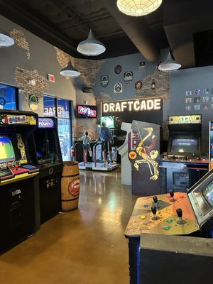 DRAFTCADE - Updated June 2026 - 180 Photos & 76 Reviews - 7260 NW 87th ...
