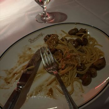 Anthony's Runway 84 - Veal Marsala side of linguini - Italian Near Me - Fort Lauderdale, Florida Anthony's Runway 84 - Veal Marsala side of linguini - Italian Near Me - Fort Lauderdale, Florida