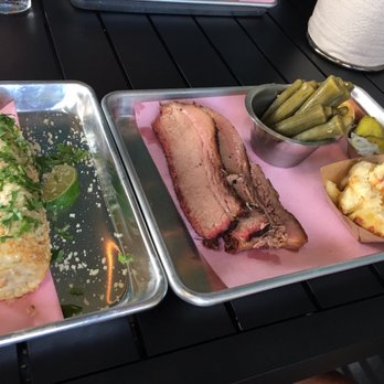 Easy ‘Que - Brisket and corn - Barbeque Near Me - Kailua, Hawaii