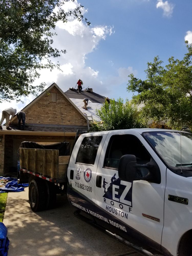 Slide of EZ Roof and Construction