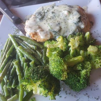 Florentine Restaurant - Chicken Florentine - Steakhouses Near Me - Germantown, Ohio
