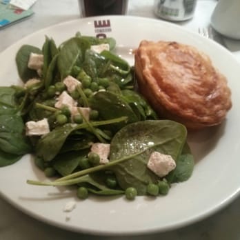 Battersea Pie - Butternut squash and goat's cheese pie with a side of spinach feta and garden peas salad - British Near Me - London, XGL Battersea Pie - Butternut squash and goat's cheese pie with a side of spinach feta and garden peas salad - British Near Me - London, XGL