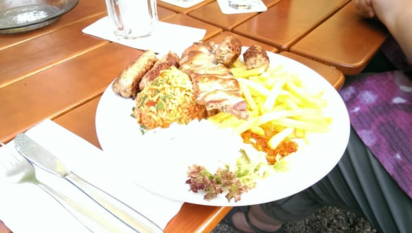 Photo of Gasthaus Zum Maibaum - München, BY, DE.