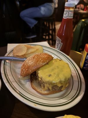 Eebee's Corner Bar by null