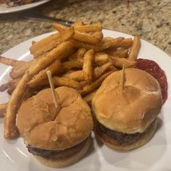 Rain 903 Restaurant & Lounge - Kids Burger Meal