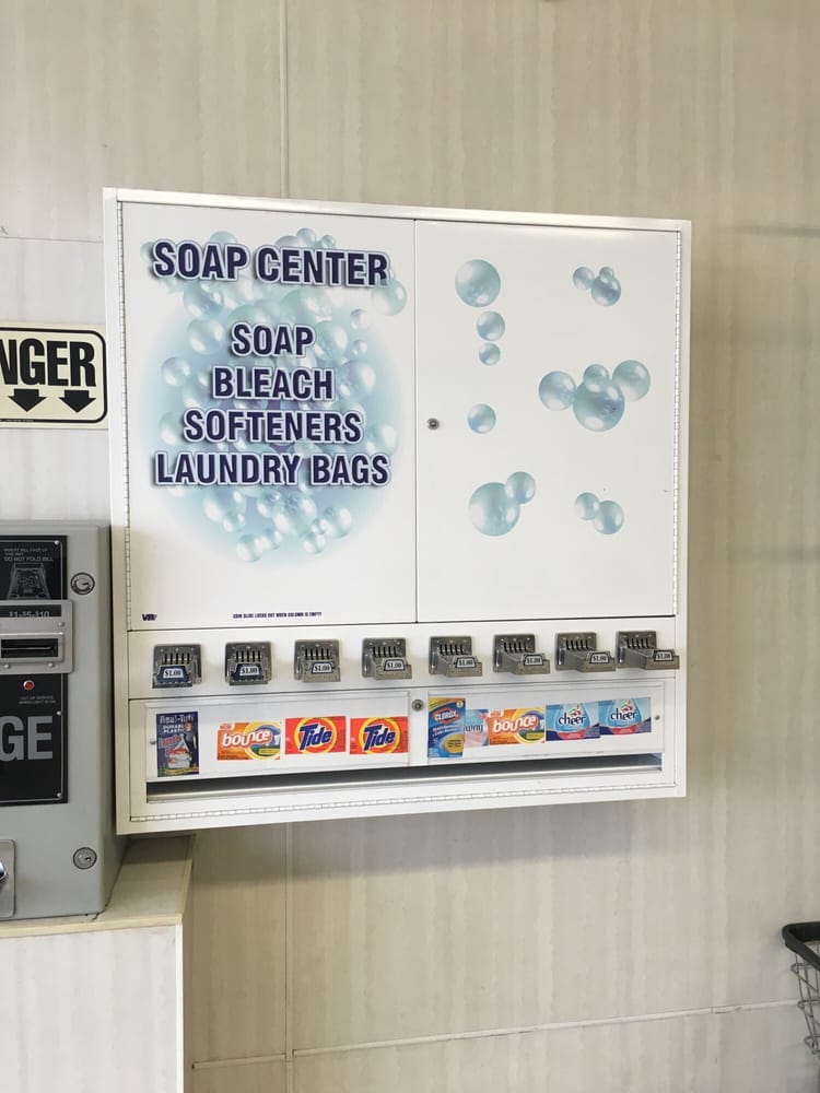 GLADSTONE PARK LAUNDROMAT Updated September 2024 16 Photos 5368 N