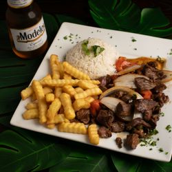 Lomillo Salteado al estilo Peruano