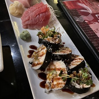 Three's Bar & Grill - Shrimp Tempura Roll, Ahi and Hamachi Sashimi - Asian Fusion Near Me - Kihei, Hawaii