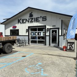 Kenzie's Koffee - Outside