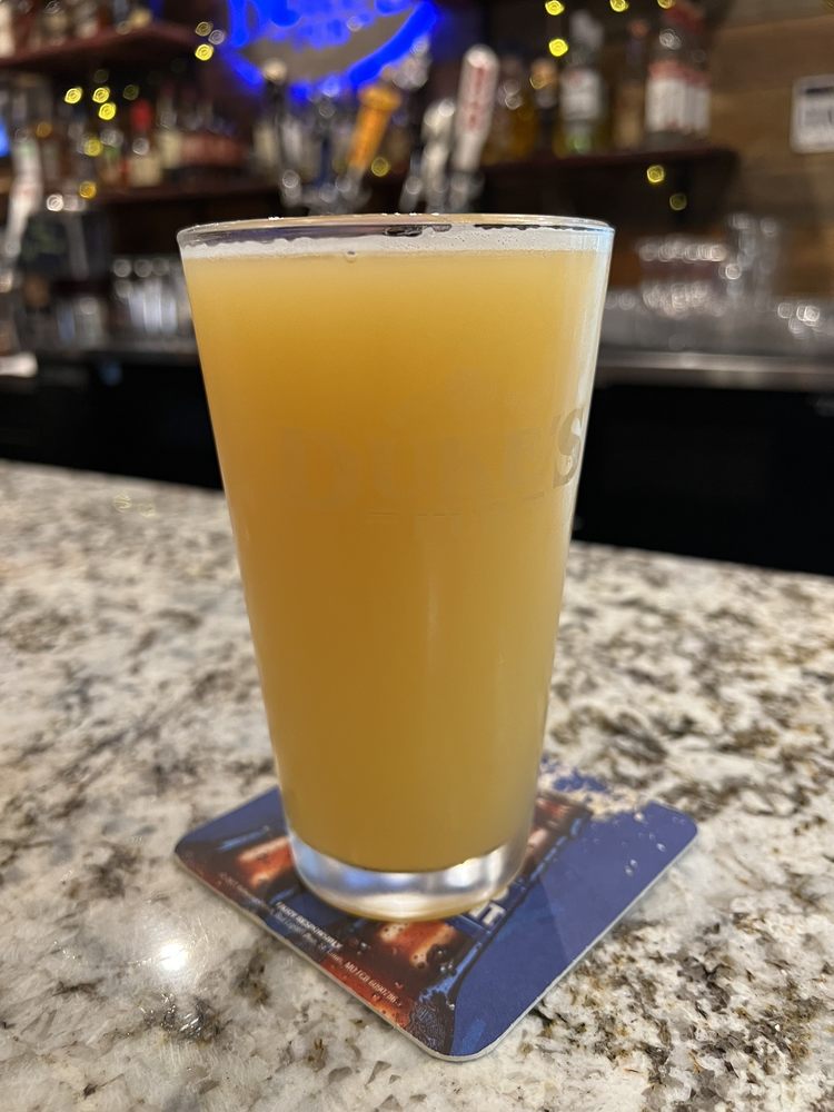 Dukes Pub