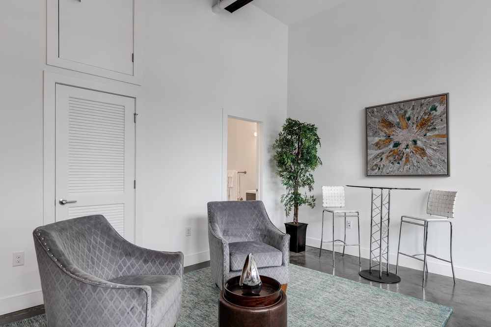 OLD BRIDGE APARTMENTS Updated June 2024 17 Photos 2835 Hilliard